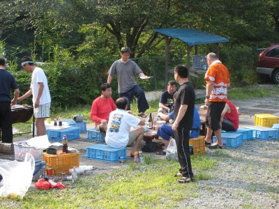 朝餉です。皆さん元気ですね。