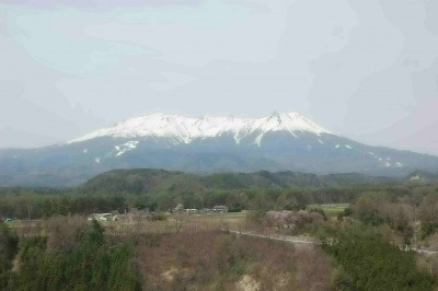 こちらはいつもの開田高原から見る御嶽山<br />いままで素通りしててもったいない景色だな