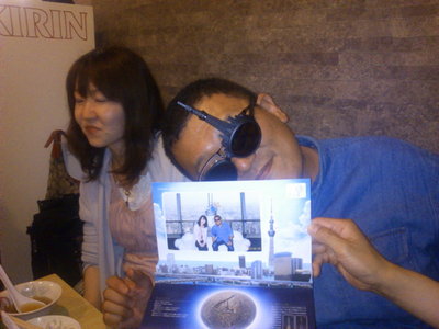 DSC_0415.JPG (124.63 KiB) 閲覧された回数 9744 回 街で見かけたら指さしちゃうなぁ。この人に・・・