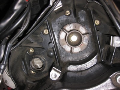 IMG_2836.JPG (152.77 KiB) 閲覧された回数 12876 回 オルターネータ交換時の状態